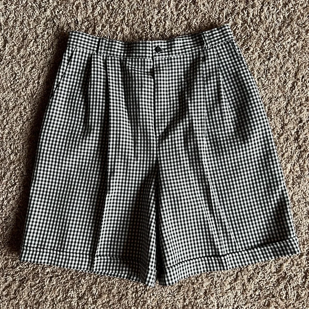 **SOLD** VTG. USA 80’s Black & White Houndstooth/Small Gingham Bermuda Short NWT - Picture 2 of 12